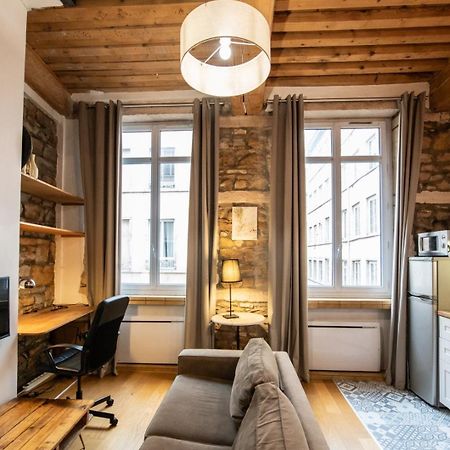 Le Petit Imbert - Studio Chaleureux Et Cozy Лион Экстерьер фото