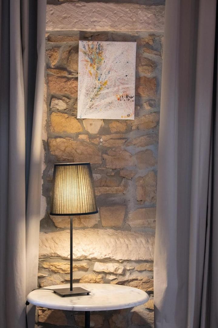 Le Petit Imbert - Studio Chaleureux Et Cozy Лион Экстерьер фото